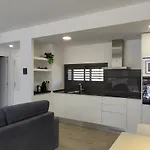 Od'a Apartment Roses